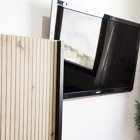 Nevada Glow Parking Gratuito